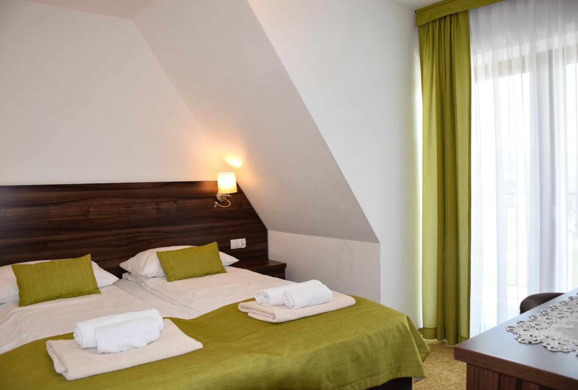 Kaniowka Ski Resort- Relaks W Gorach Z Basenem, Sauna I Jacuzzi ビャウカ エクステリア 写真