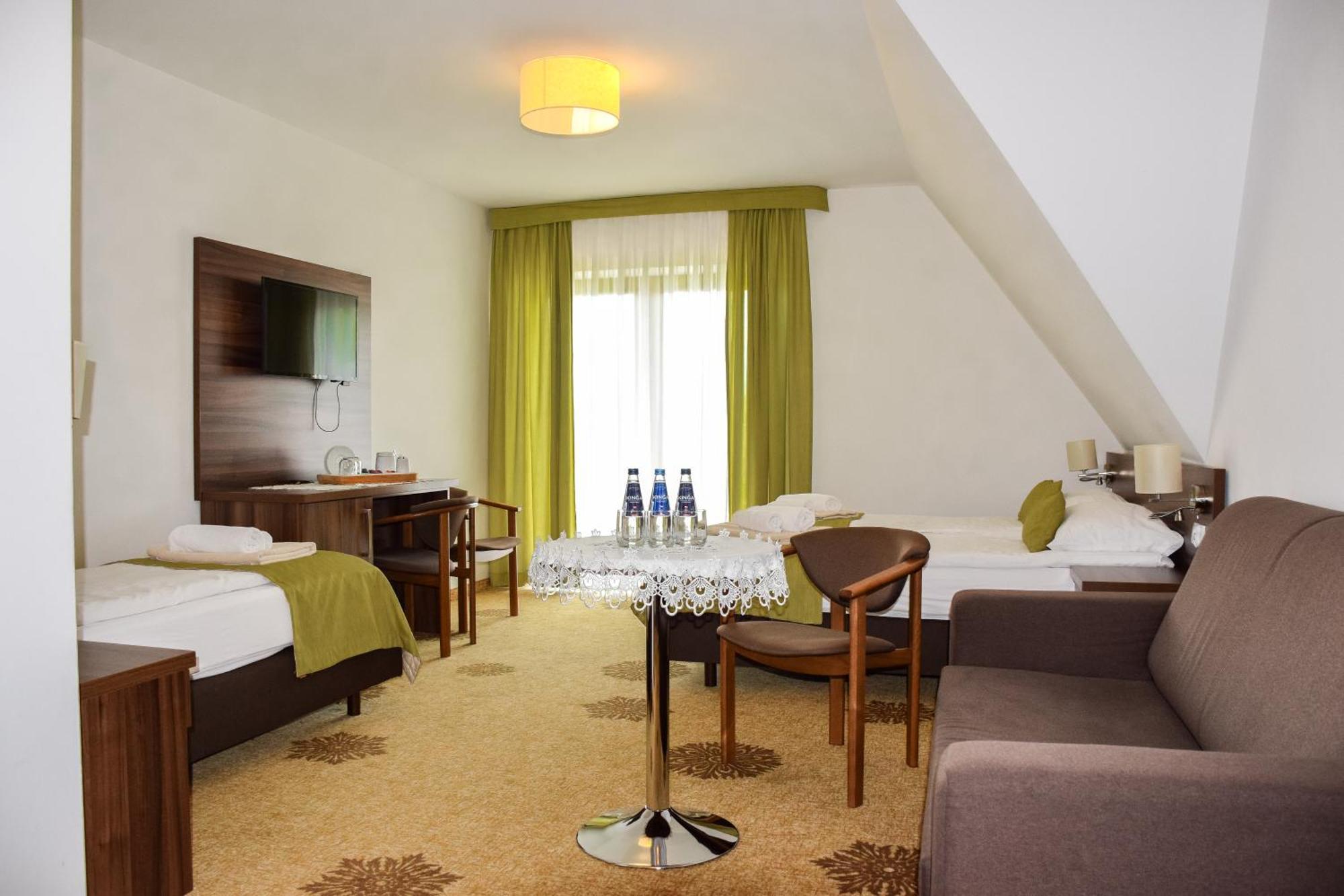 Kaniowka Ski Resort- Relaks W Gorach Z Basenem, Sauna I Jacuzzi ビャウカ エクステリア 写真